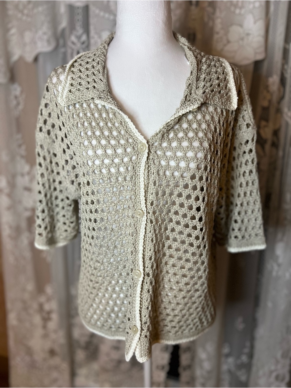 H&M Open-Knit Cream Button-Front Crotchet Style Cardigan Large